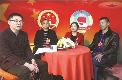 两会会客厅.jpg